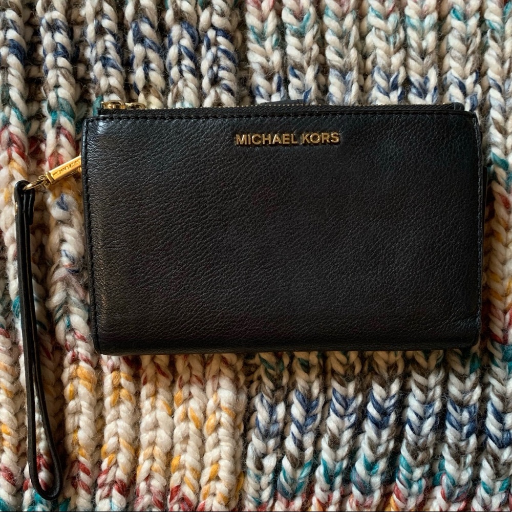 Michael Kors Wristlet